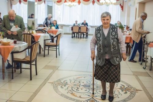 По запросам СМИ о переезде людей, проживающих в стационарных учреждениях Департамента