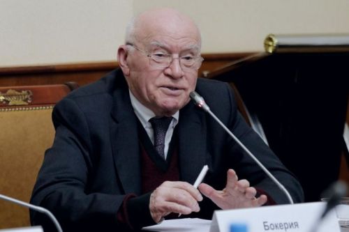 Лео Бокерия призвал государство сделать заботу о престарелых национальной идеей