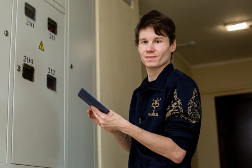 «Спокойнее и безопаснее»: выпускник социального дома об услуге постинтернатного сопровождения