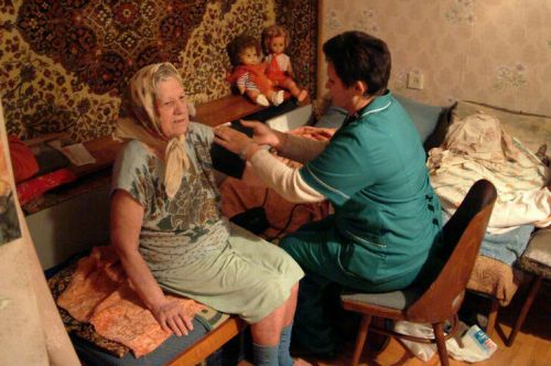 Из-за чего соцработники смогут отказать пациенту в обслуживании на дому